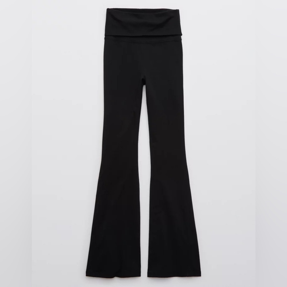 OFFLINE By Aerie Black OG Foldover High Waisted Super Flare Leggings size S EUC - Picture 3 of 11